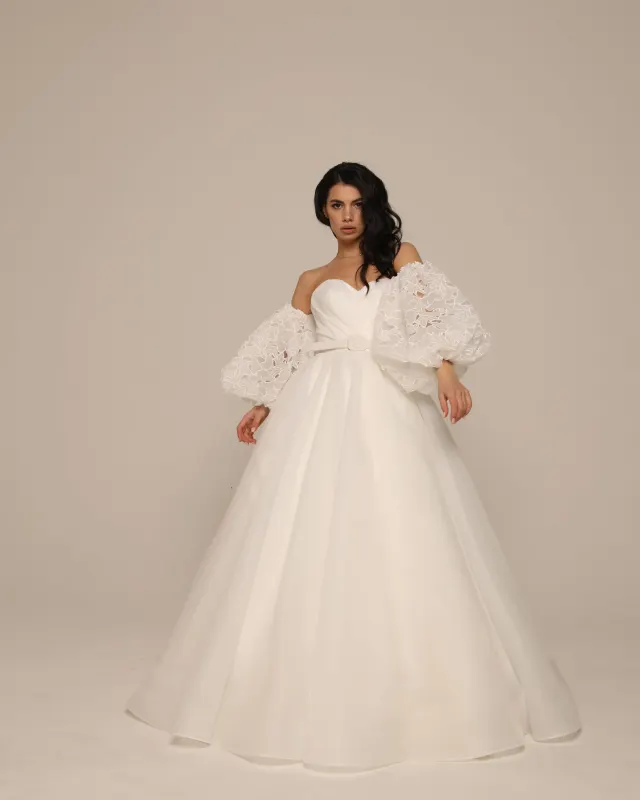 Rochie de mireasă Model 27 – Colecția 8 – Adora Bridal Boutique 2